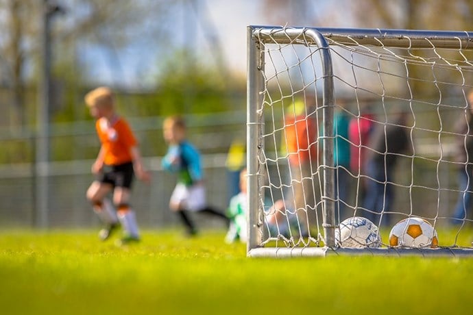 NL_Voetballen.jpg